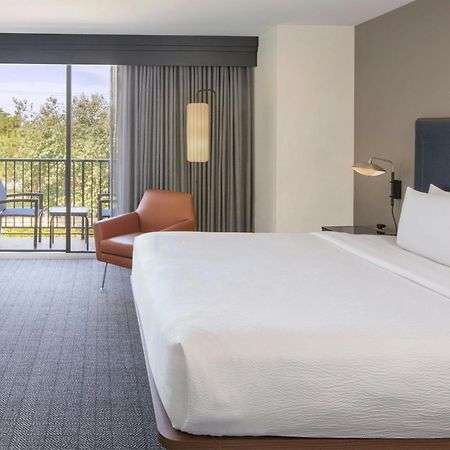 Courtyard By Marriott Fort Lauderdale East / Lauderdale-By-The-Sea Bagian luar foto