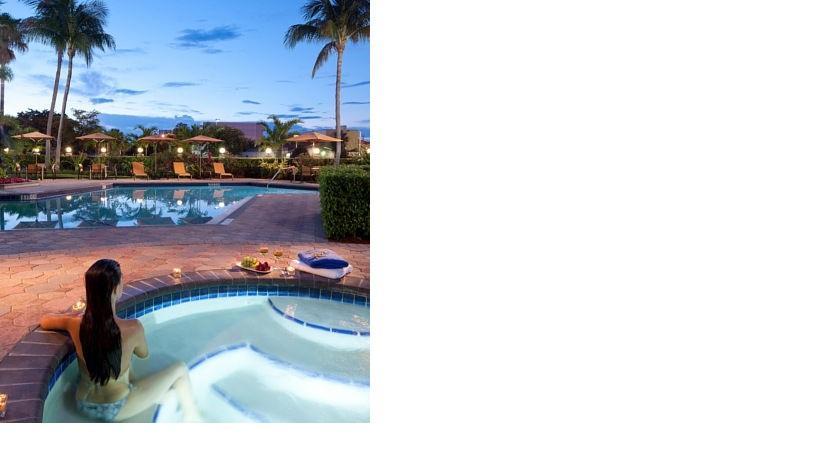 Courtyard By Marriott Fort Lauderdale East / Lauderdale-By-The-Sea Bagian luar foto