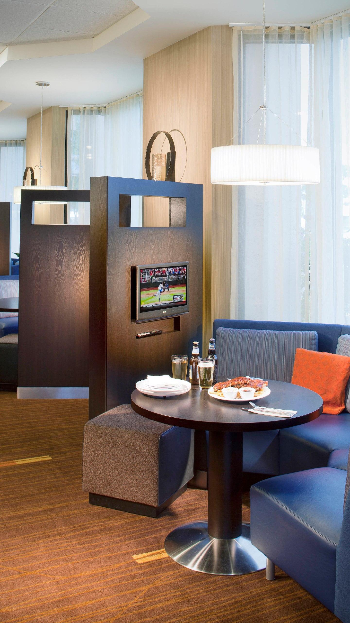 Courtyard By Marriott Fort Lauderdale East / Lauderdale-By-The-Sea Bagian luar foto