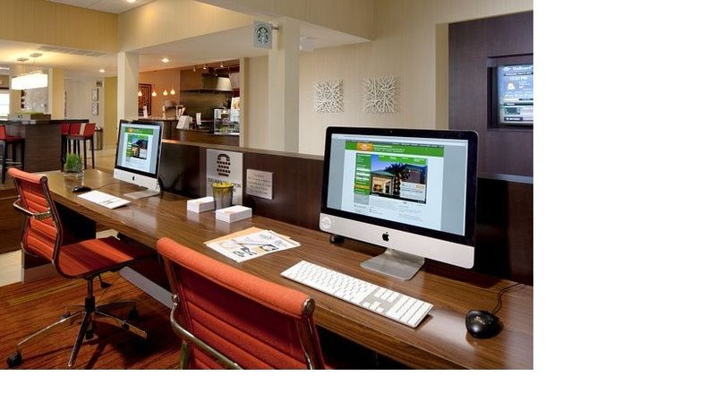 Courtyard By Marriott Fort Lauderdale East / Lauderdale-By-The-Sea Bagian luar foto
